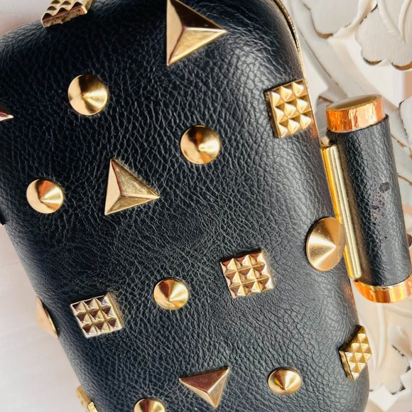 Vintage Black Leather Studded Clutch – Early 1980s – Handmade – Gold Metal Rivet - Picture 2 of 9